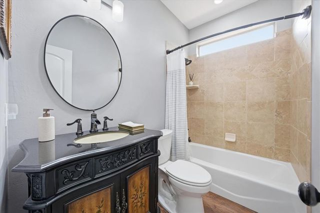 2325 Flint Ridge Road, Edmond, OK 73003