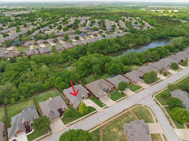 2325 Flint Ridge Road, Edmond, OK 73003