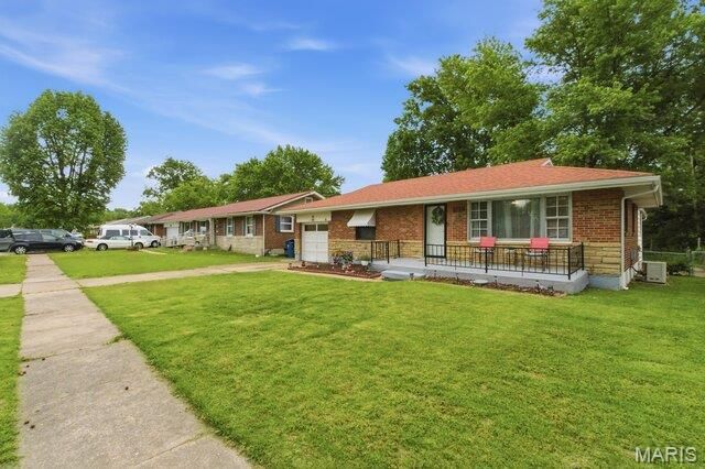 328 S Dellwood Drive, Ferguson, MO 63135