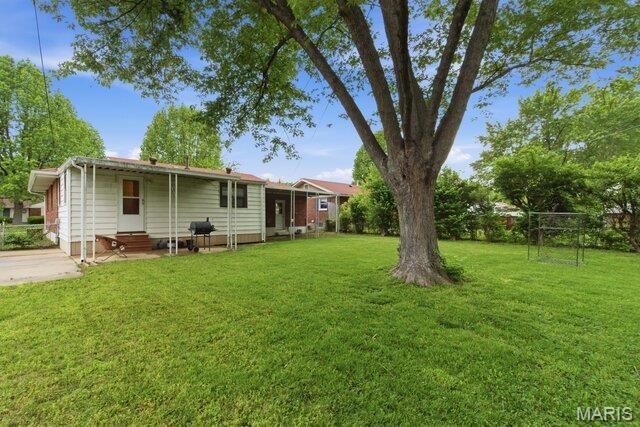 328 S Dellwood Drive, Ferguson, MO 63135