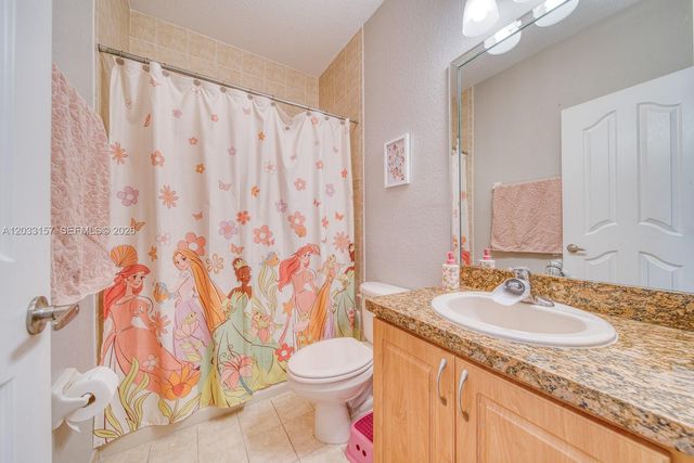 4453 SW 163rd Place, Miami, FL 33185