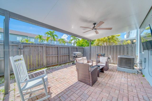 4453 SW 163rd Place, Miami, FL 33185