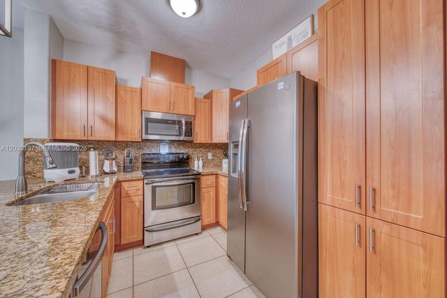4453 SW 163rd Place, Miami, FL 33185