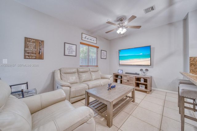 4453 SW 163rd Place, Miami, FL 33185