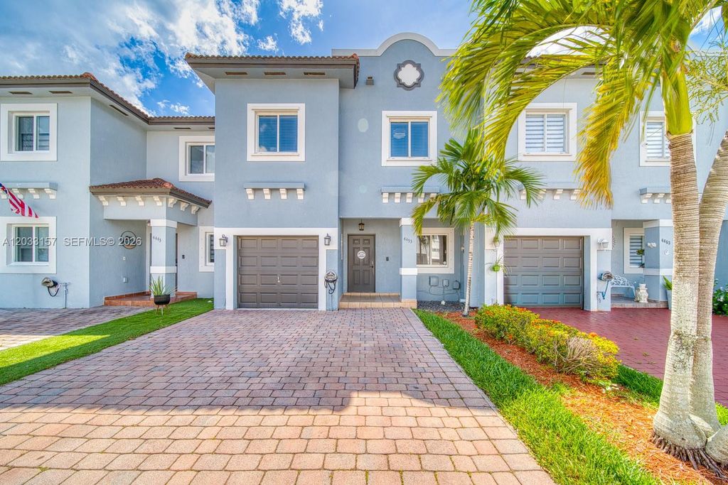 4453 SW 163rd Place, Miami, FL 33185