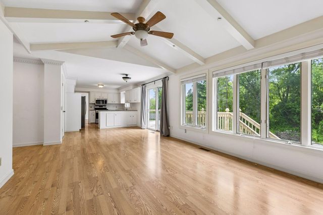 625 Alvarado Lane N, Plymouth, MN 55447