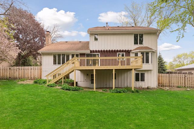 625 Alvarado Lane N, Plymouth, MN 55447