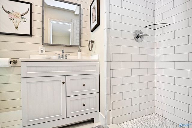 207 Jones Valley Drive, Huntsville, AL 35802