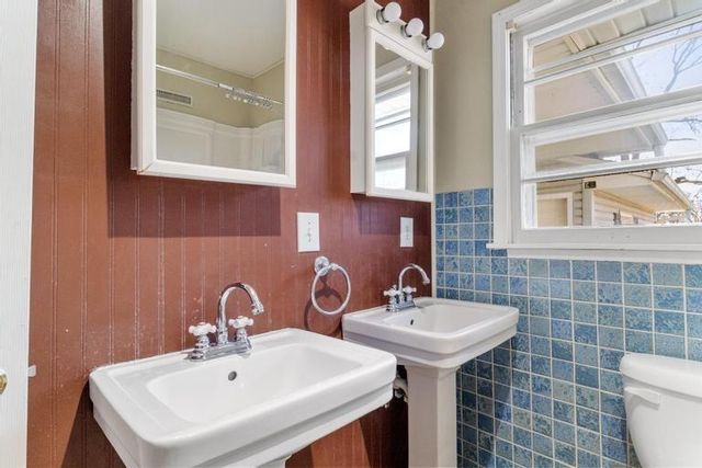 737 N Nettleton Avenue, Bonner Springs, KS 66012