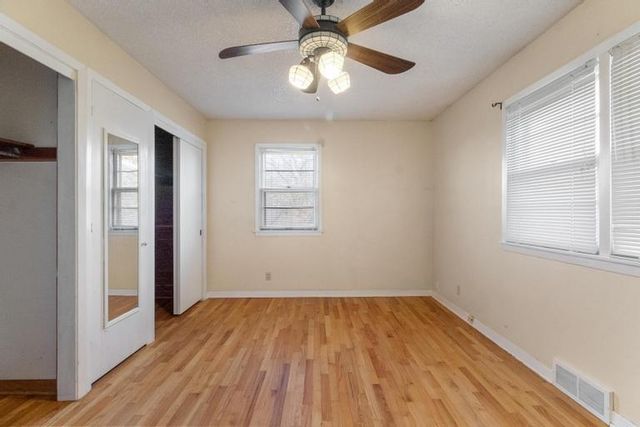 737 N Nettleton Avenue, Bonner Springs, KS 66012