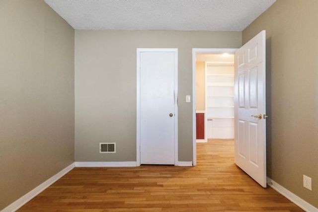 737 N Nettleton Avenue, Bonner Springs, KS 66012