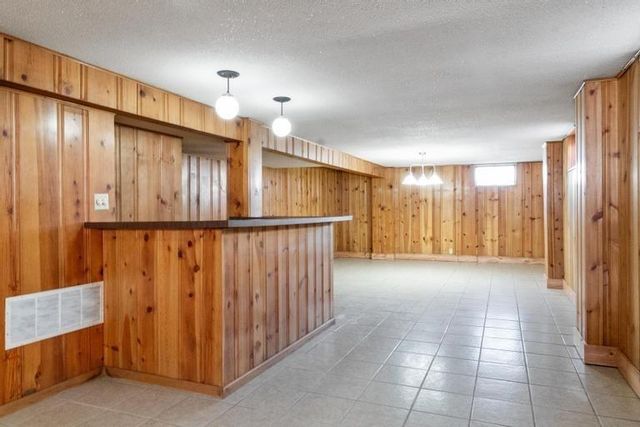 737 N Nettleton Avenue, Bonner Springs, KS 66012