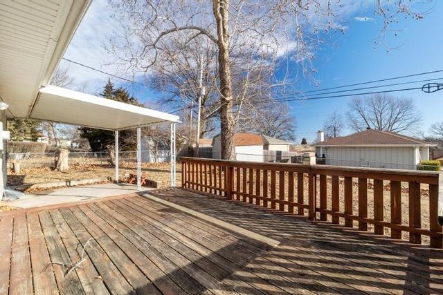 737 N Nettleton Avenue, Bonner Springs, KS 66012