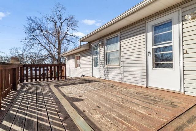 737 N Nettleton Avenue, Bonner Springs, KS 66012