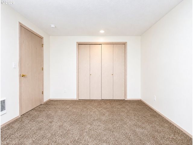 5301 PLOMONDON St A6, Vancouver, WA 98661