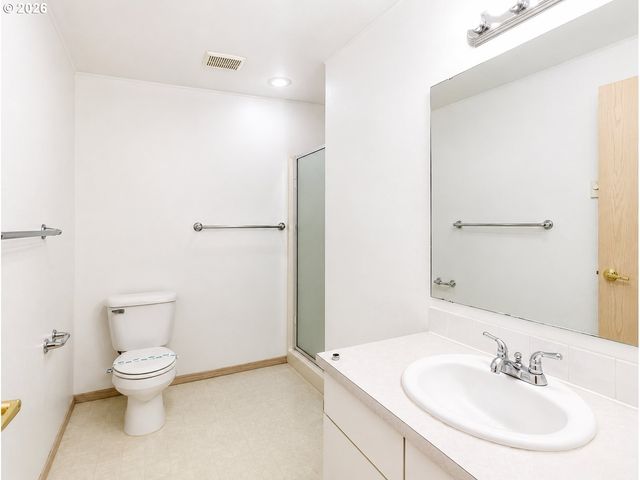 5301 PLOMONDON St A6, Vancouver, WA 98661