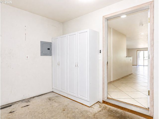 5301 PLOMONDON St A6, Vancouver, WA 98661
