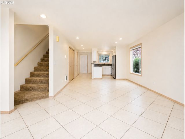 5301 PLOMONDON St A6, Vancouver, WA 98661