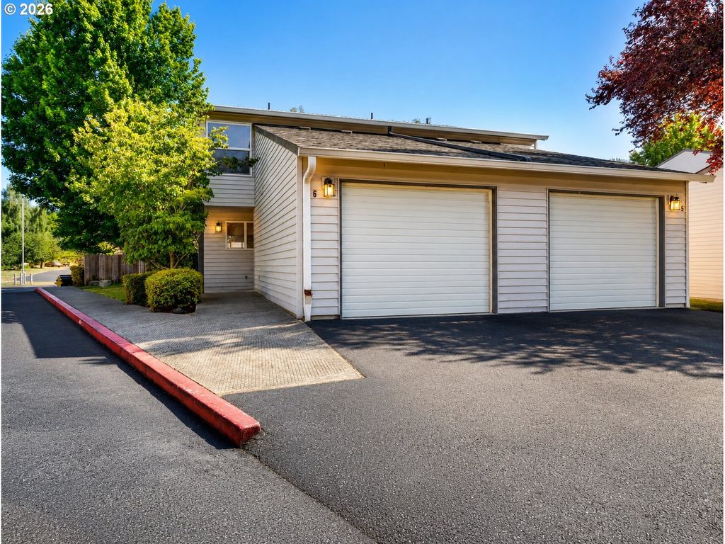 5301 PLOMONDON St A6, Vancouver, WA 98661