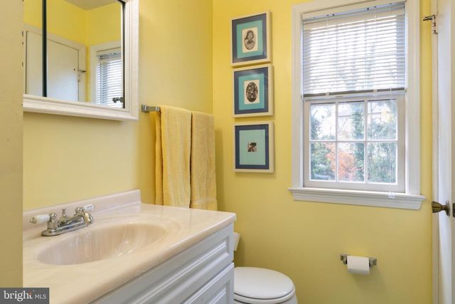 9723 COUNSELLOR DR, Vienna, VA 22181