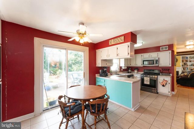 9723 COUNSELLOR DR, Vienna, VA 22181