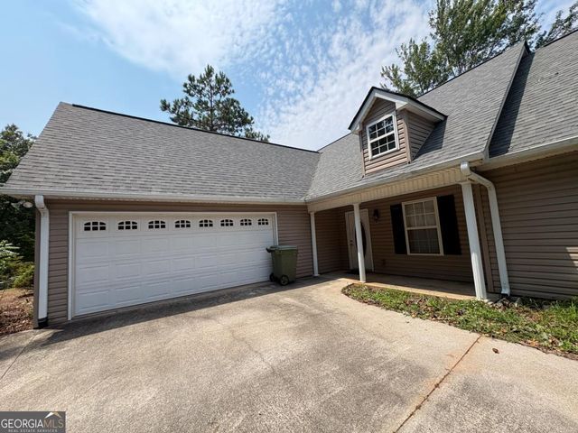 205 Boulevard Street, Cleveland, GA 30528