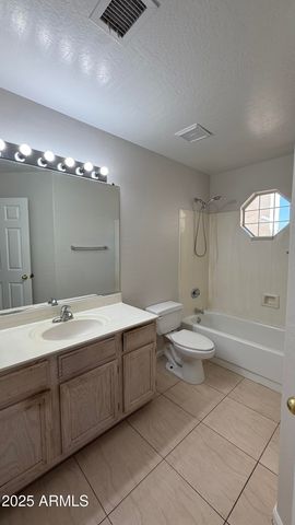 1892 W SPRUCE Drive, Chandler, AZ 85286