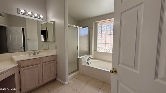 1892 W SPRUCE Drive, Chandler, AZ 85286