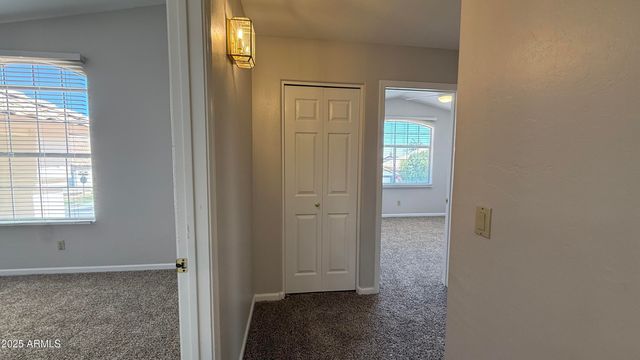 1892 W SPRUCE Drive, Chandler, AZ 85286