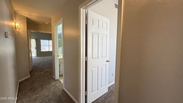 1892 W SPRUCE Drive, Chandler, AZ 85286