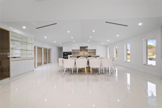 2651 SW 141st Terrace, Davie, FL 33330
