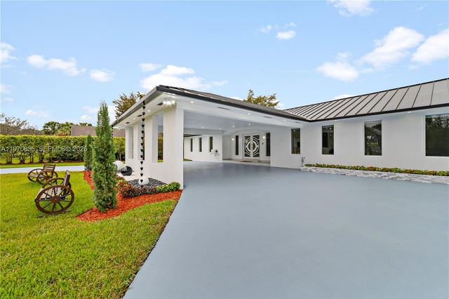 2651 SW 141st Terrace, Davie, FL 33330