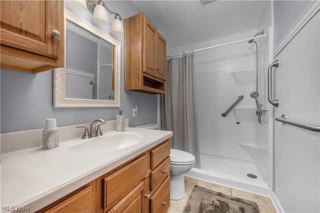 4499 Colorado Avenue, Sheffield Village, OH 44054