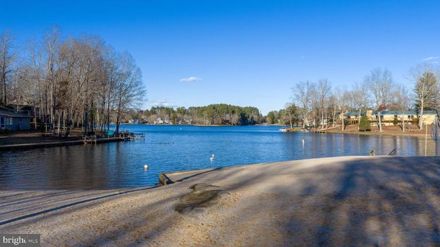 28 TANGLEWOOD RD, Palmyra, VA 22963