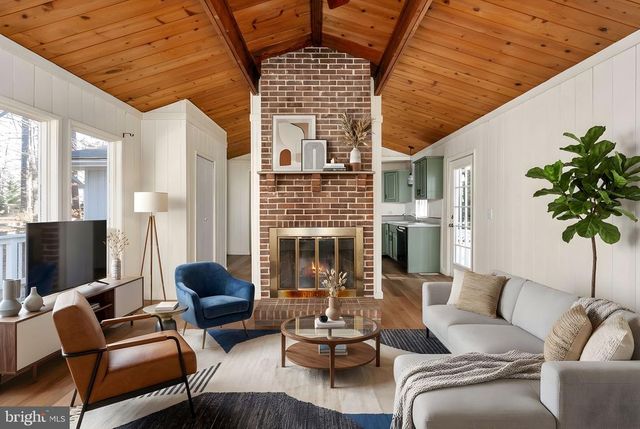 28 TANGLEWOOD RD, Palmyra, VA 22963