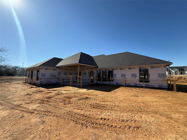 1061 Salvation Drive, Weatherford, TX 76088