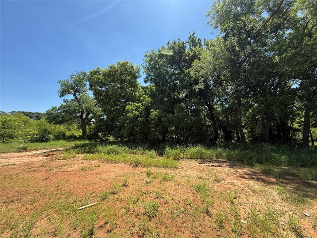 1061 Salvation Drive, Weatherford, TX 76088