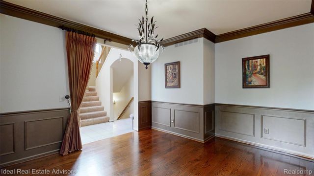 1364 Kentfield Drive, Rochester, MI 48307