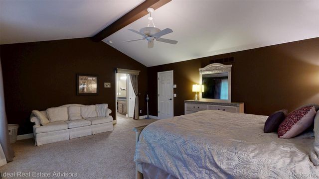 1364 Kentfield Drive, Rochester, MI 48307