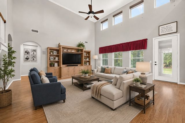 8713 Franklin Drive, Denton, TX 76207