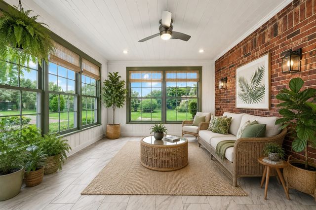 8713 Franklin Drive, Denton, TX 76207