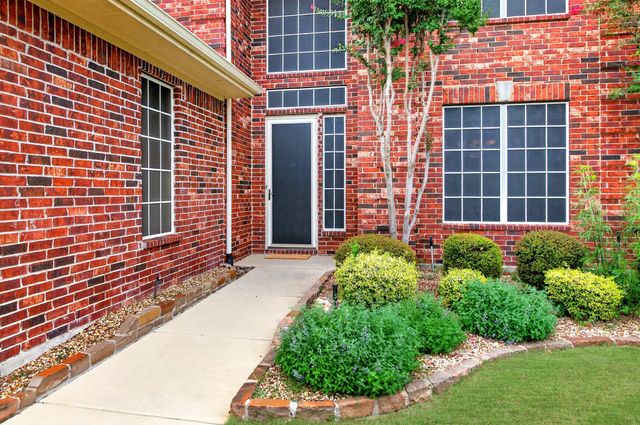 8713 Franklin Drive, Denton, TX 76207