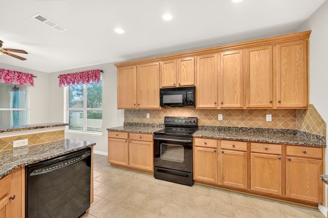 8713 Franklin Drive, Denton, TX 76207