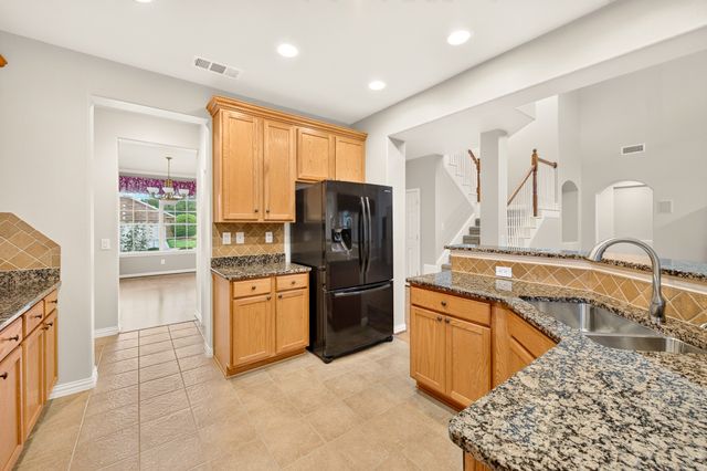 8713 Franklin Drive, Denton, TX 76207