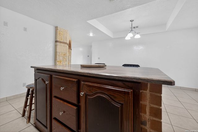 20134 S Jett Rd, San Antonio, TX 78264