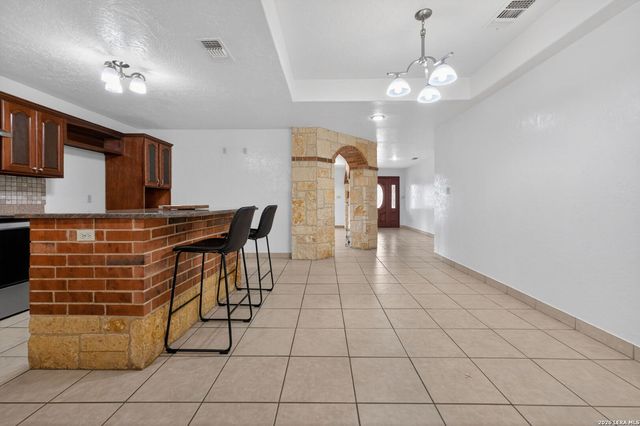 20134 S Jett Rd, San Antonio, TX 78264