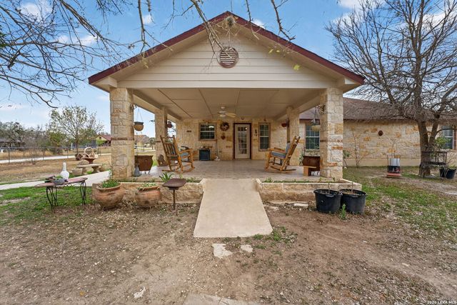 20134 S Jett Rd, San Antonio, TX 78264