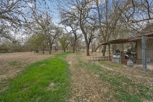 20134 S Jett Rd, San Antonio, TX 78264