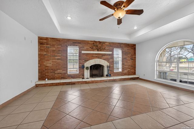 20134 S Jett Rd, San Antonio, TX 78264