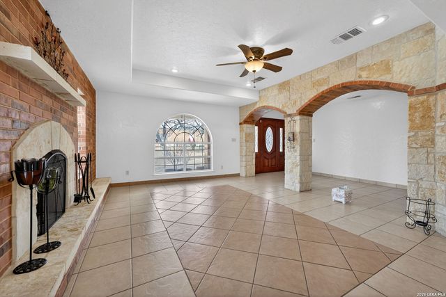 20134 S Jett Rd, San Antonio, TX 78264